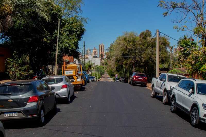 Avanzan los trabajos de asfaltado en Posadas 1 0cdc4af7 4057 4cb5 8040 435c9175e4f1