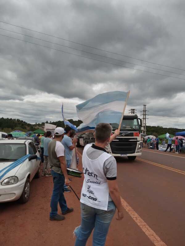 Ante la no respuesta del Gobierno provincial, docentes y gremios desidentes paran otras 48 horas 2 160254269 4345036935511094 8131355974049431176 o