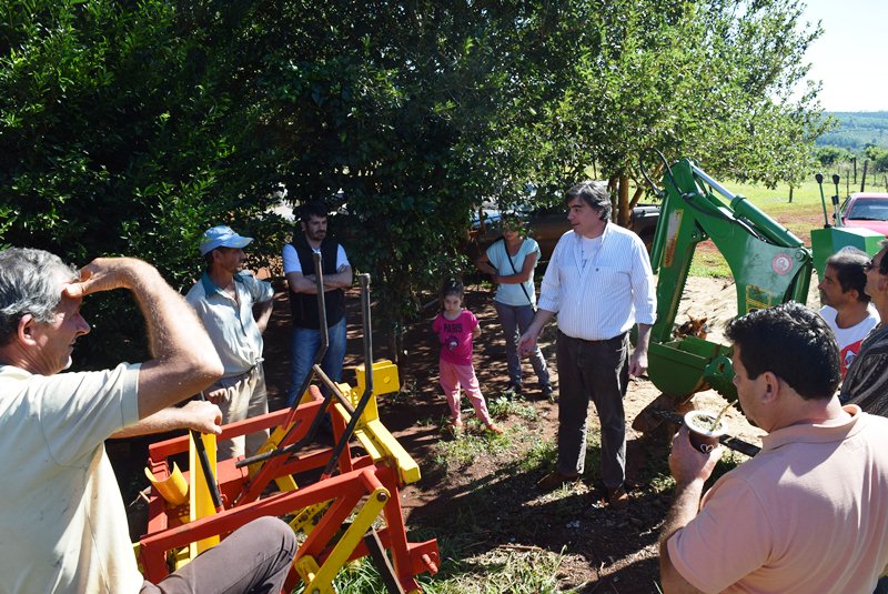 2 Maquinaria Coooperativa Mbarete