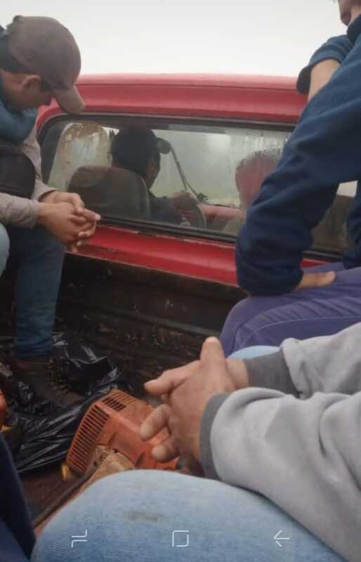 De forma insalubre: así son trasladados empleados municipales en Campo Ramón 2 278010991 1394848324313800 7228972828615145529 n