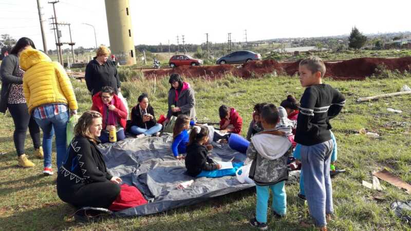 Posadas: familias que acampaban en Cocomarola y El Porvenir recibieron lotes en el barrio Sol de Misiones 2 2 3cf38682 797e 48ac bdbb 9083ce97614c
