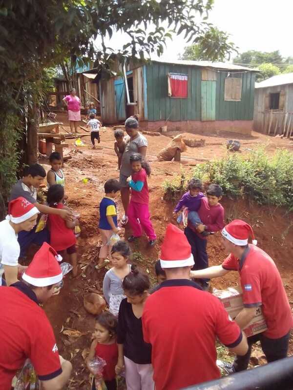 Más de 3 mil niños y grandes disfrutaron la 5°Edición de la Fiesta del Papá Noel en Dos de Mayo 1 5 Fiesta de Papa Noel 2