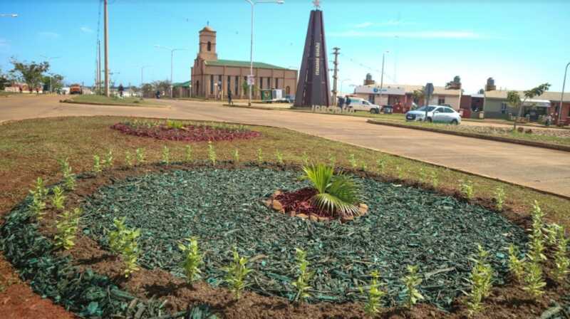 Posadas recibió la primavera con una plantación de flores en Itaembé Guazú 1 59a8f81e 1904 4613 8dfd 08e5327a1c55