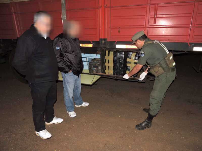 Corrientes: incautan más de 700 kilos de marihuana que iba desde Alem a Buenos Aires 1 717 Kilos de marihuana 3