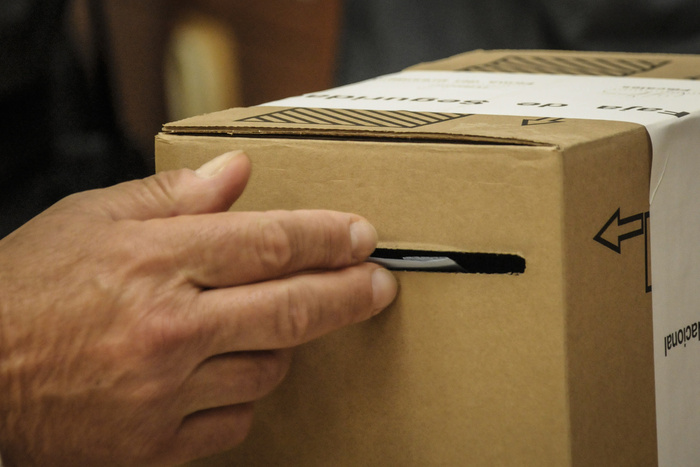 Elecciones legislativas en Misiones: votó el 57,45% del padrón electoral 1 943528 urnag0713862 1