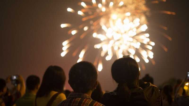 952 fuegos artificiales.jpg 258117318