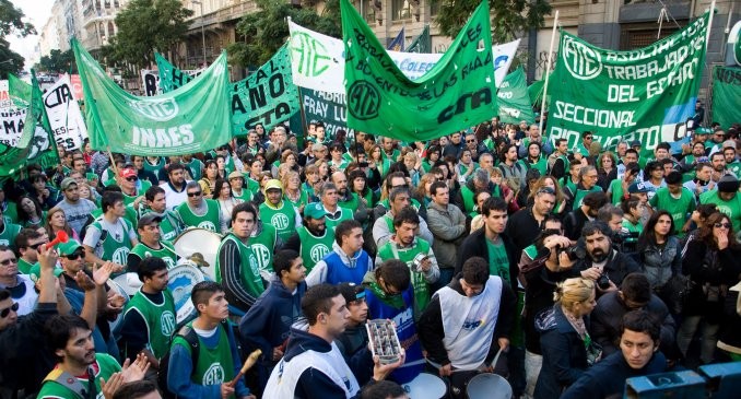 ATE ratifico el paro