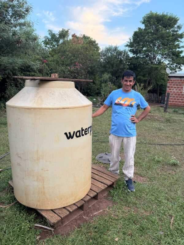 Al no tener una buena perforacion no hay tanque que aguante en el barrio