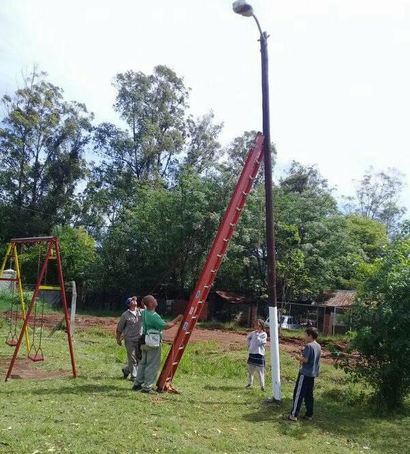 Alumbrado publico para el barrio Belen de Posadas5