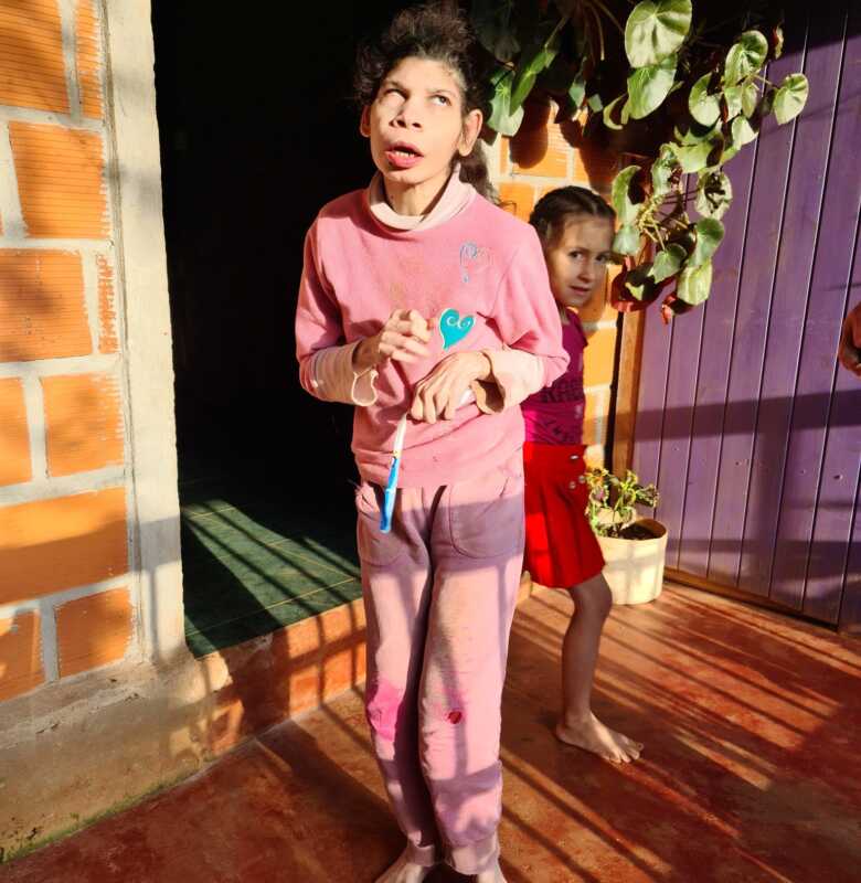 En Fracrán familiares de personas con discapacidad se quejan del abandono del Municipio de San Vicente 2 Angelica tiene 37 anos una discapacidad congenita y necesita asistencia