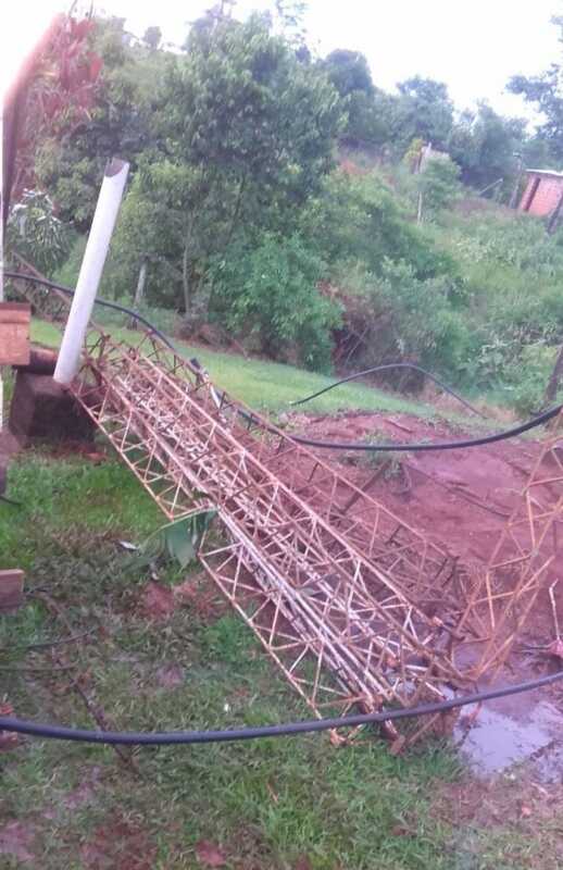 Antena destruida en Colonia Paraiso1