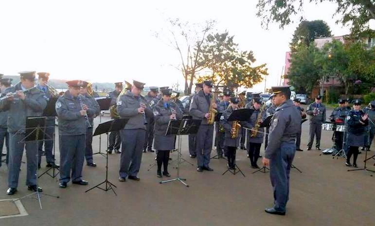 La banda de música del Servicio Penitenciario realizará una retreta en la Plaza San Martín 2 BANDO 04