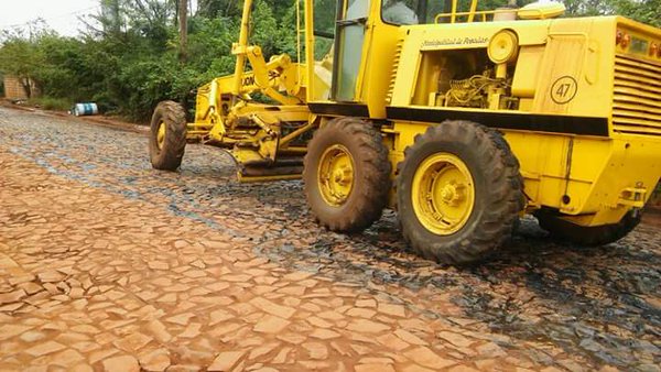Bacheo Asfaltico en Av Fangio 7