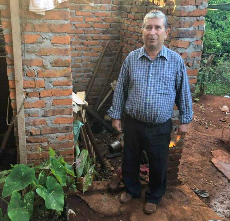 Bano sin terminar para el un nino con grave patologia