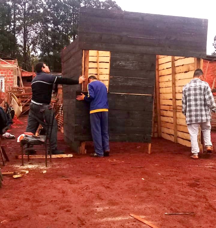 Casa para familia en situacion de pobreza que tuvo mellizos2