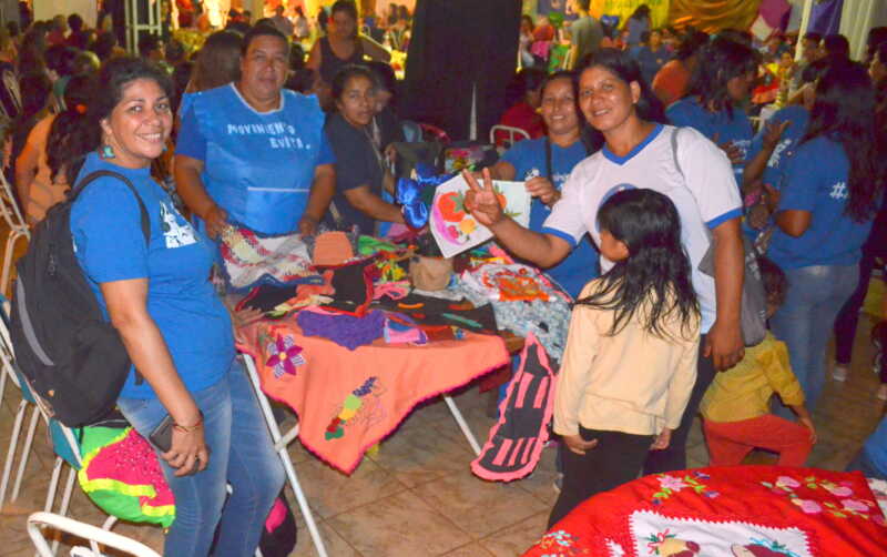 Cierre del ano de actividades sociales en Jardin America1