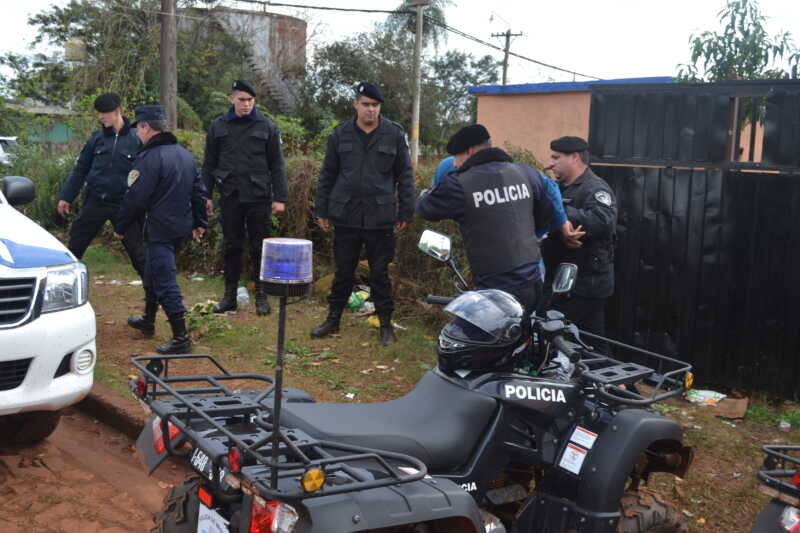 Oberá: secuestraron armas y detienen a tres personas por el doble homicidio en Los Helechos 1 Detenido en Obera doble homicidio Los Helechos
