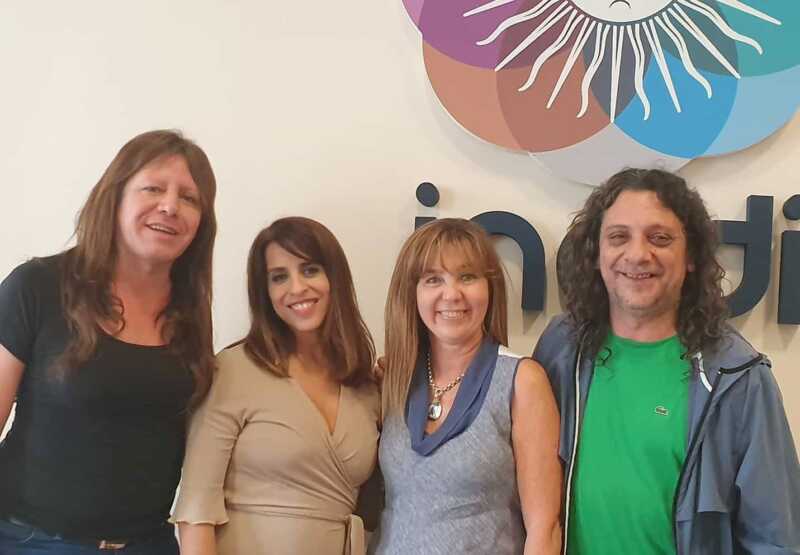 Trabajadores y trabajadoras de la Economía Popular harán refacciones en 50 escuelas de la Provincia 2 Diputado Martin Sereno con funcionarias nacionales del INADI