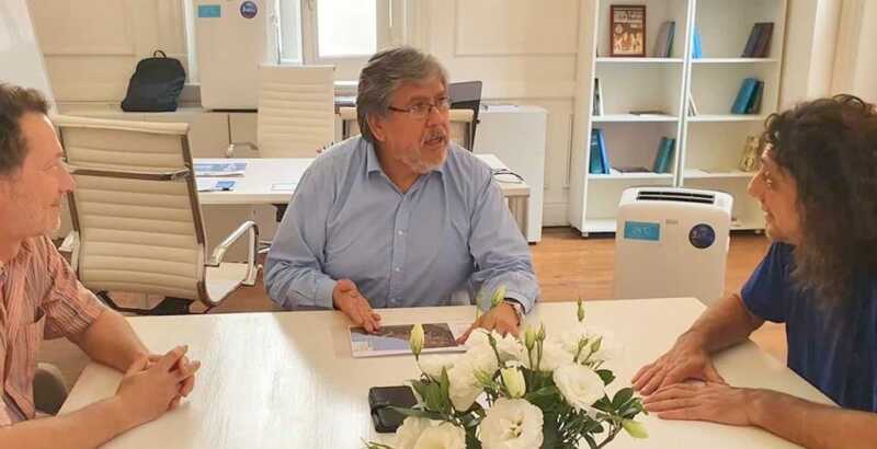 Diputados del PAyS con el secretario de Relaciones Politicas y Parlamentarias Fernando Navarro