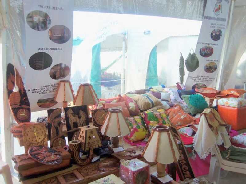 Nueva Expo-artesanal del Servicio Penitenciario Provincial en la Costanera de Posadas 3 EXPFERIA 2014 04