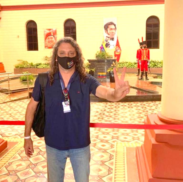 Sereno participó en los comicios de Venezuela invitado como acompañante electoral internacional 5 El diputado Martin Sereno TTT Misiones fue invitado a Venezuela para las elecciones regionales3
