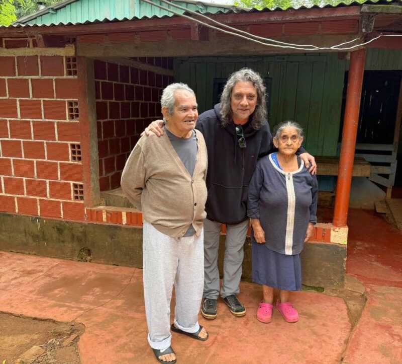 El dirigente Martin Sereno apoya el reclamo por agua de familias de Yacutinga