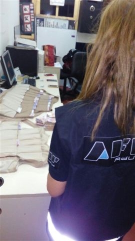 Puente San Roque González: Afip secuestró casi un millón de pesos ocultos en chalecos 2 El operativo se realizo en Posadas