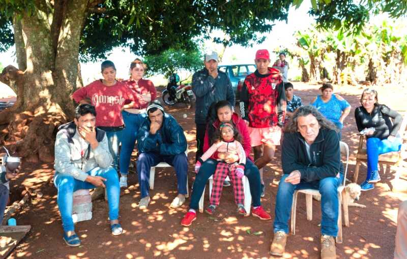 Familias de Corpus que fueron desalojadas se reunieron con el diputado Sereno y otros funcionarios