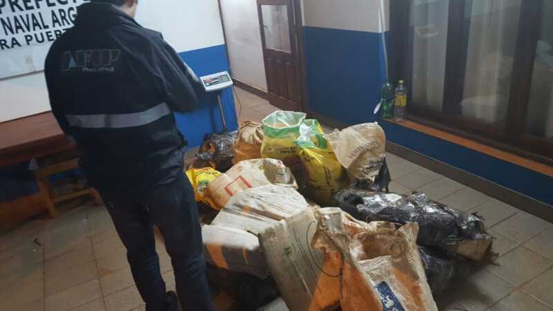 Foto 4 LA AFIP DESCUBRIO 426 KILOS DE MARIHUANA EN COLONIA OASIS MISIONES