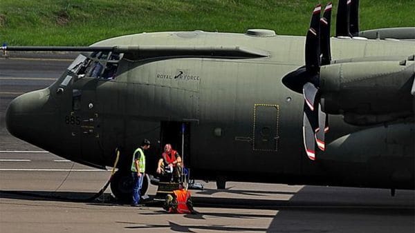 El Ministerio de Defensa detectó otros dos vuelos militares desde Malvinas hacia Brasil 1 Hercules britanico aeropuerto Porto Alegre 1920 2
