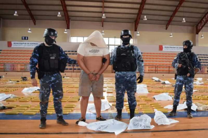 Secuestraron marihuana valuada en más 400 millones de pesos, armas y vehículos en Mado 2 IMG 20220312 WA0037