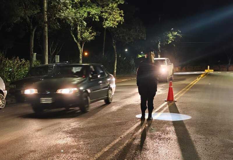 Intensifican los operativos policiales con el foco en el frío polar 1 IMG 20250630 WA0091
