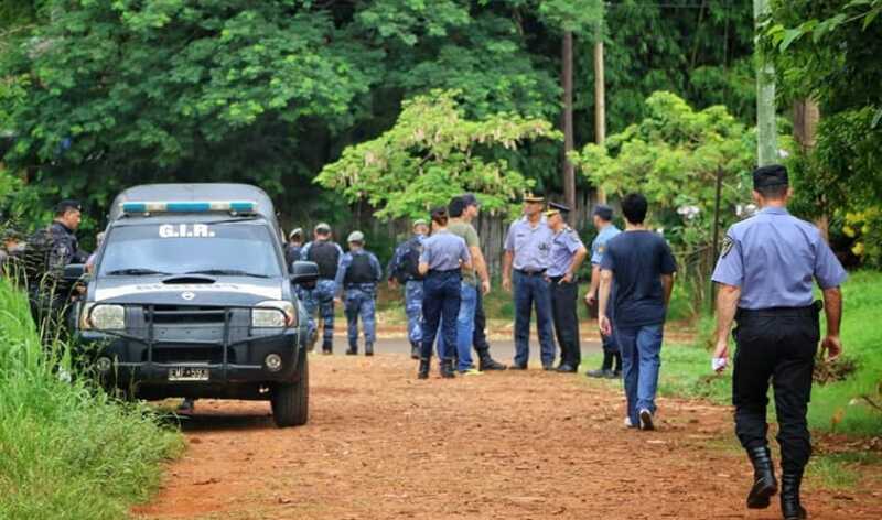 Frenaron un desalojo en la Chacra 114 de Posadas 2 Intento de desalojo en la Chacra 114 de Posadas4