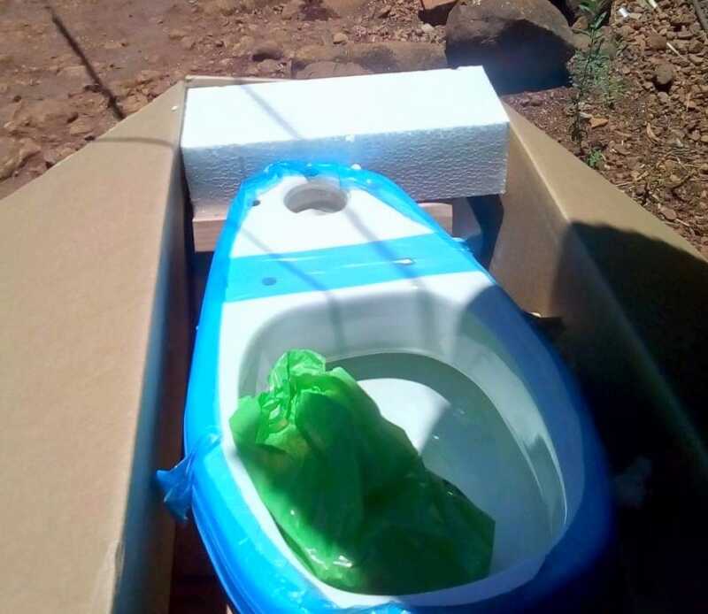Santo Pipó: militantes del PAyS construirán baño para mujer discapacitada, con materiales que proveyó el Iprodha 1 Iprodha entrego insumos para el bano de abuela Maria de Santo Pipo