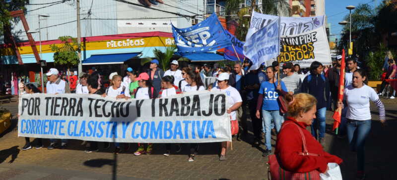 Contra el hambre y el ajuste: la Coordinadora Provincial se movilizó en todo Misiones 1 Marcha de organizaciones sociales hacia la Anses2