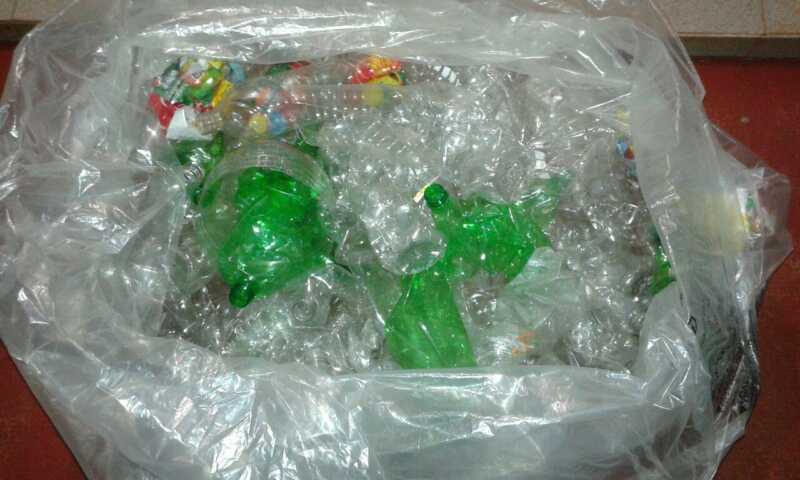 Plasticos recolectados para Acopiar