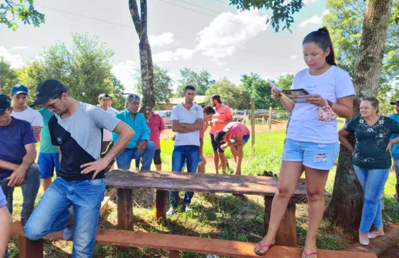 Reunion de productores en reclamo de asfaltado de Ruta Provincial 15 de El Soberbio7