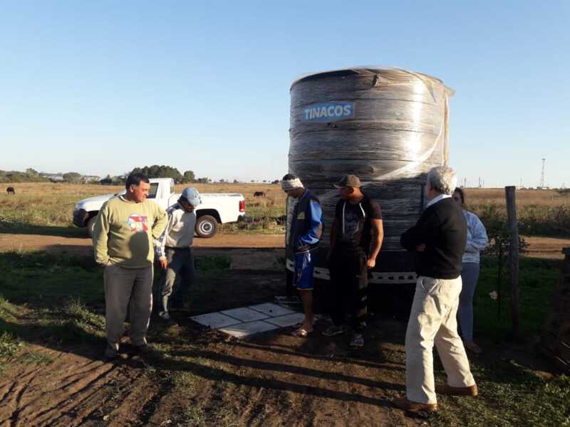 Posadas: instalaron tres tanques de 8.000 litros de agua en el barrio Cruz del Sur 1 Tanque 3 1