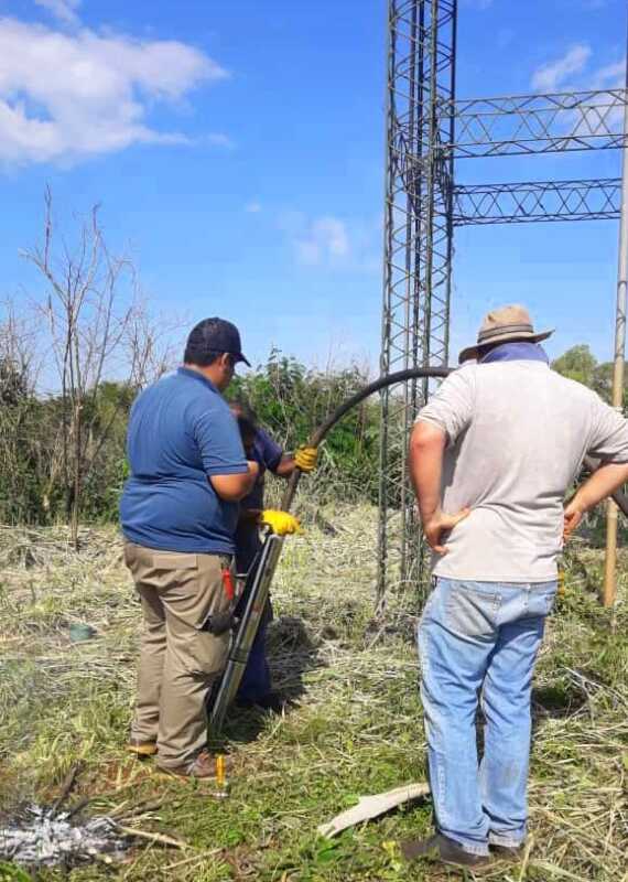 Tecnicos del Imas instalaron nueva bomba de agua en la comunidad Nuevo Amanecer