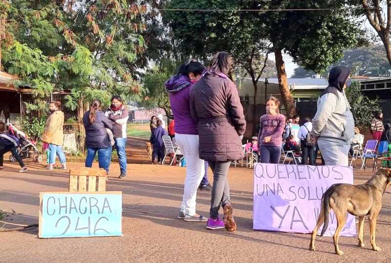 Harán relevamiento en la Chacra 246 de Posadas para solución habitacional de familias en situación de emergencia 4 Vecinas y vecinos de la Chacra 246 cortaron las avenidas en reclamo de viviendas dignas5