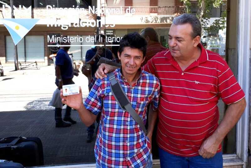 Volmir Cavalheiro de Olivera junto al concejal Nelson Brettin El Soberbio