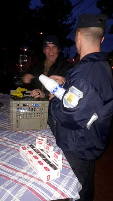 Solidarios: cadetes de la Policía sirvieron café y galletitas a personas en situación de calle 1 WhatsApp Image 2018 06 04 at 07.24.31 1