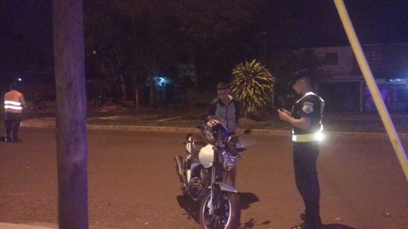 Posadas: 400 policías recorren barrios y haciendo controles viales en megaoperativo 3 WhatsApp Image 2018 07 18 at 19.12.43