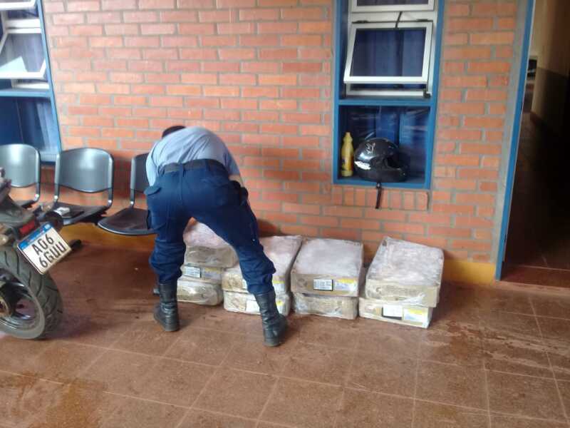 Wanda: incautaron más de mil kilos de carne avícola sin aval aduanero 2 WhatsApp Image 2019 02 15 at 20.09.23