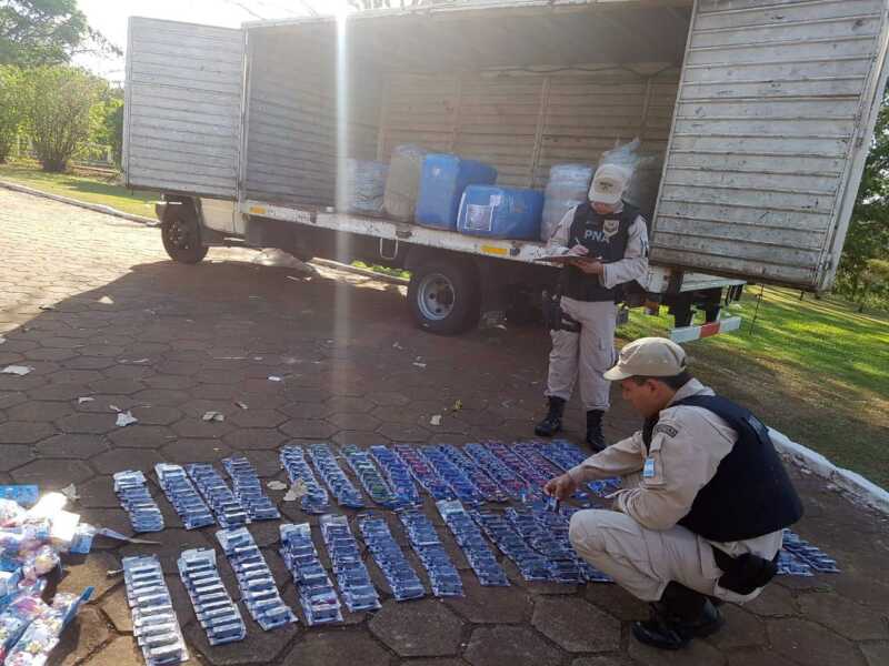 Secuestran más de 8 millones de pesos en mercadería ilegal en Iguazú y Puerto Rico 1 WhatsApp Image 2019 10 10 at 09.19.59