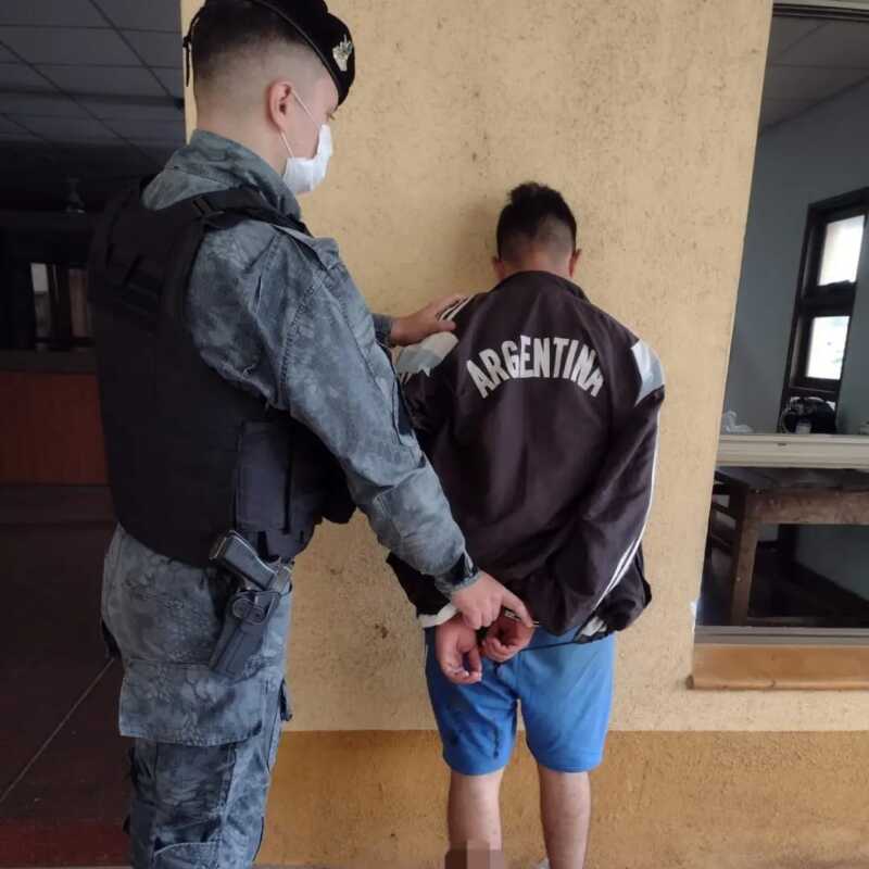 Ocho detenidos en Posadas en distintos procedimientos policiales 1 WhatsApp Image 2022 04 30 at 6.49.15 PM