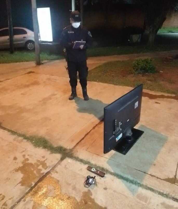 Policías recuperaron electrodomésticos y una moto robada 1 WhatsApp Image 2022 06 12 at 9.37.38 PM