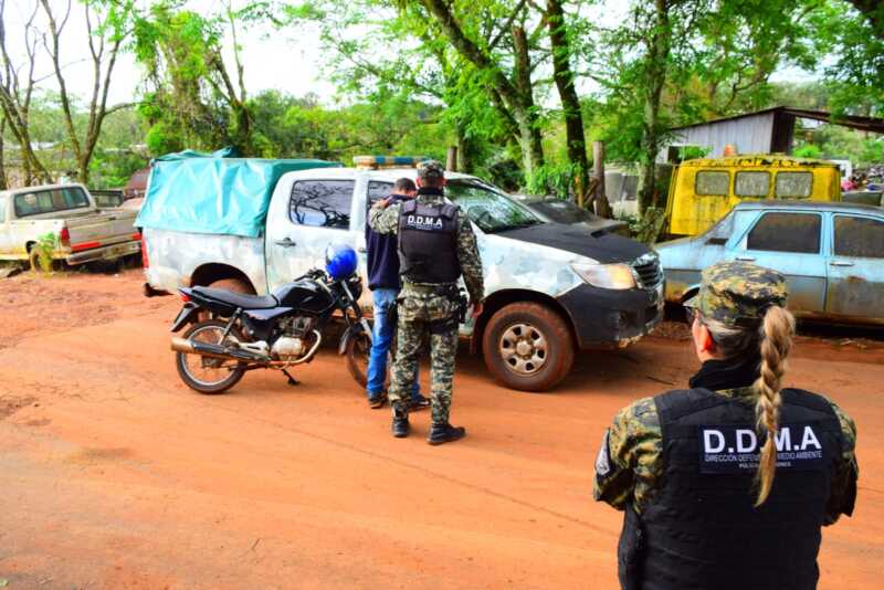 Desmantelaron dos campamentos de cazadores furtivos y arrestaron a siete personas en operativos rurales 3 WhatsApp Image 2022 10 13 at 21.10.24