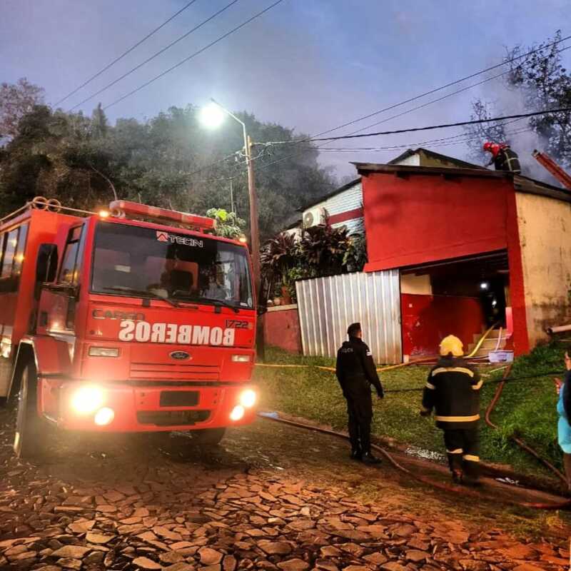 Incendios: consejos de la Policía de Misiones sobre cómo actuar y prevenirlos 2 WhatsApp Image 2024 07 09 at 12.18.57
