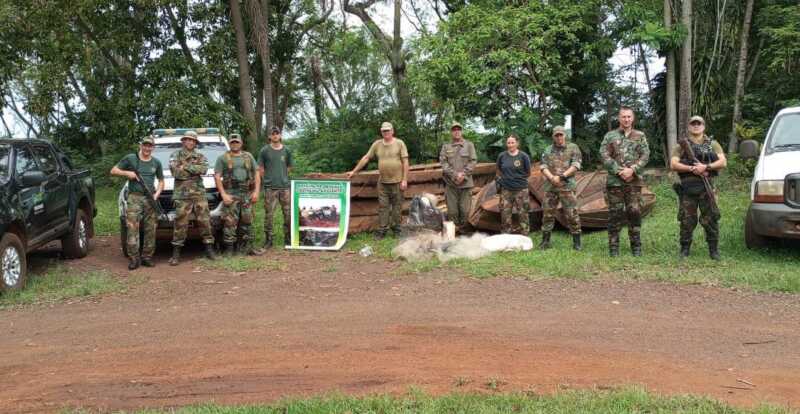 Lucha contra la pesca furtiva: patrullan por agua y tierra el lago Urugua-í durante tres días 1 WhatsApp Image 2024 10 16 at 09.43.57